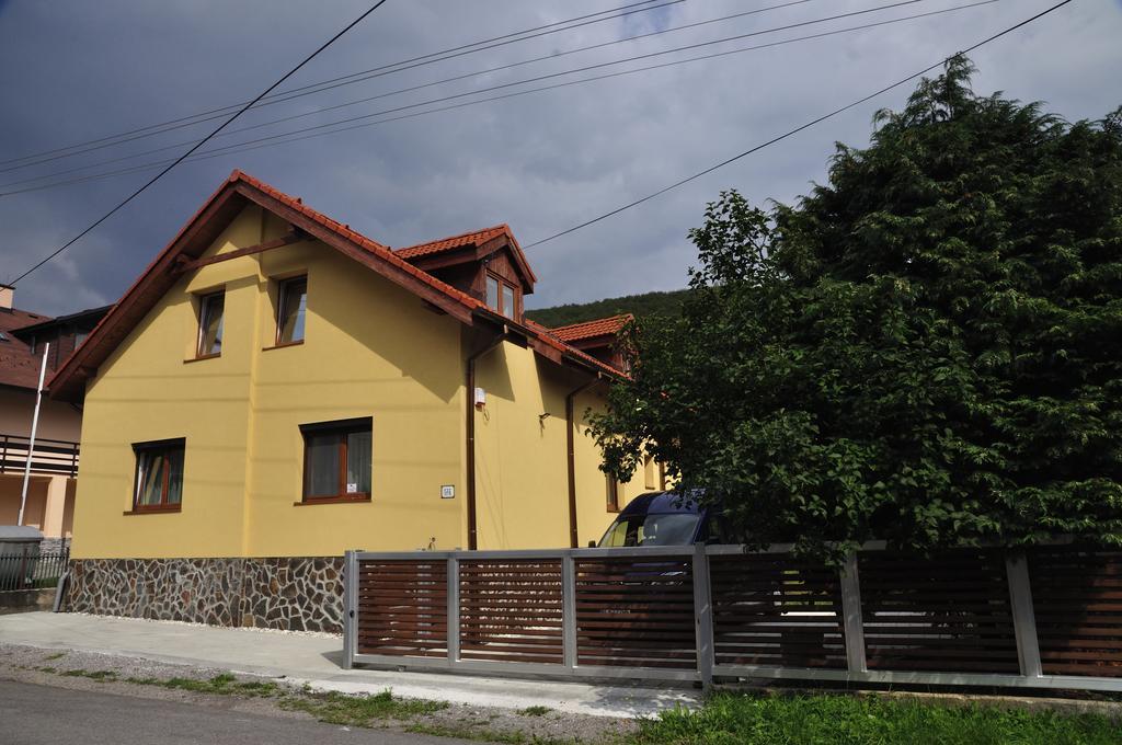 Ubytovanie Ahoj V Prirode Mýto pod Ďumbierom Exterior foto